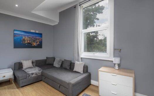 Stockton Town Apartments (Free WiFi and Parking)