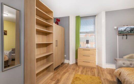 Sunderland City Centre En-suite Room