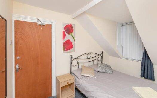 City Centre House Room